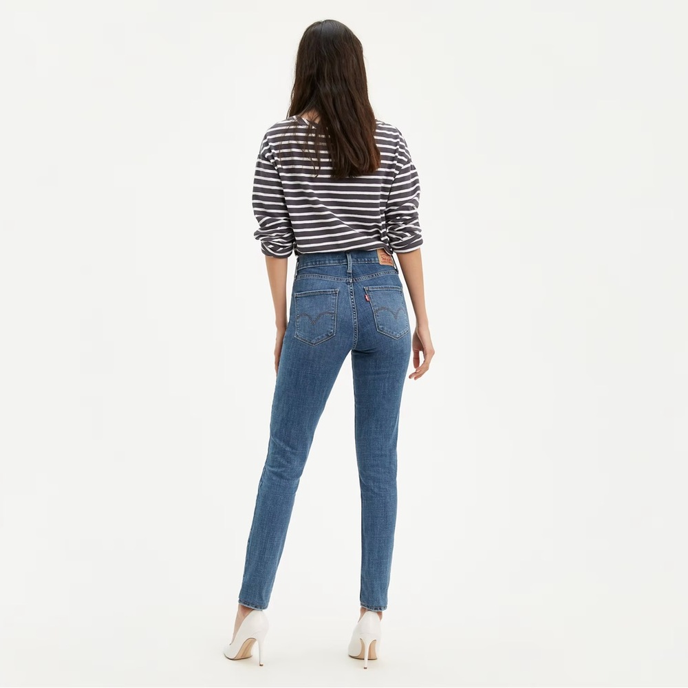 NWT! Levi's Women's 311 Shaping Skinny Jeans - Size: 30 - Picture 4 of 5